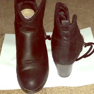 Just Fab zippered boots with tassels size 6